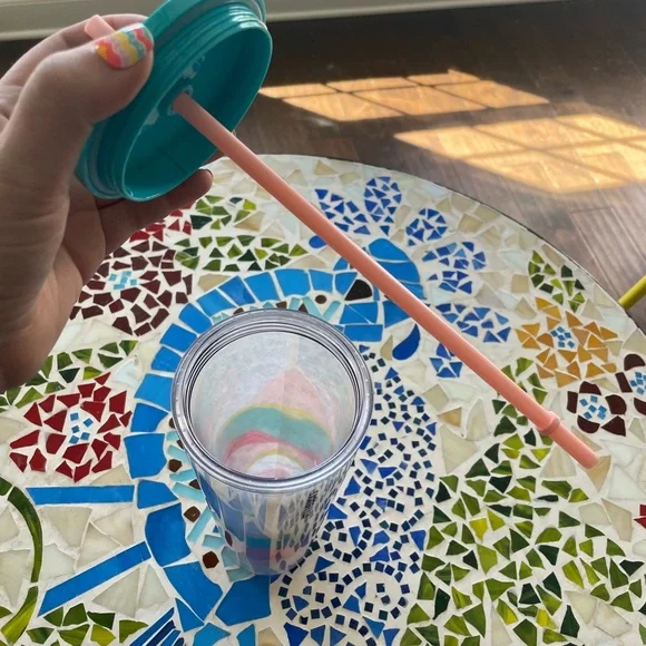 EUC Starbucks 24oz Tumbler - Picture 8 of 9